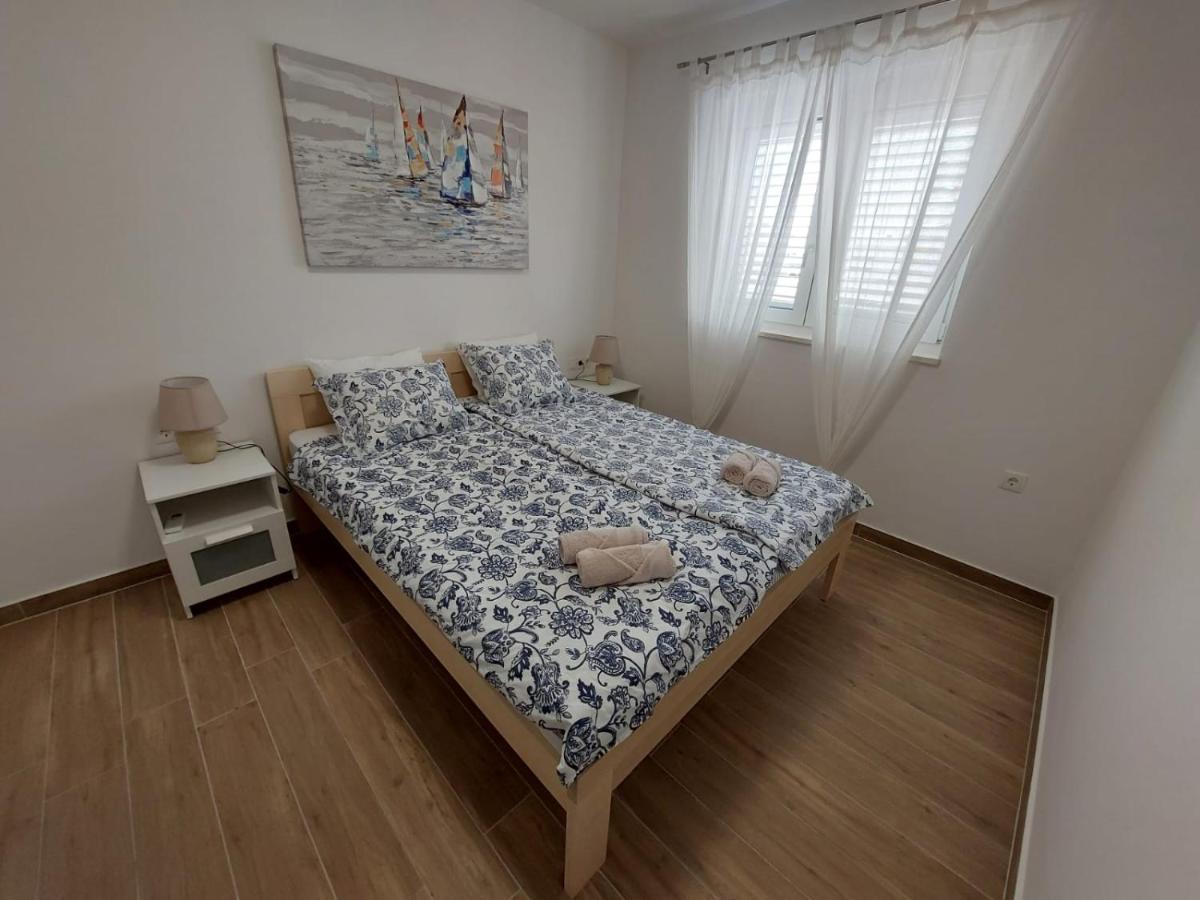 Apartment Seashells Tribunj *